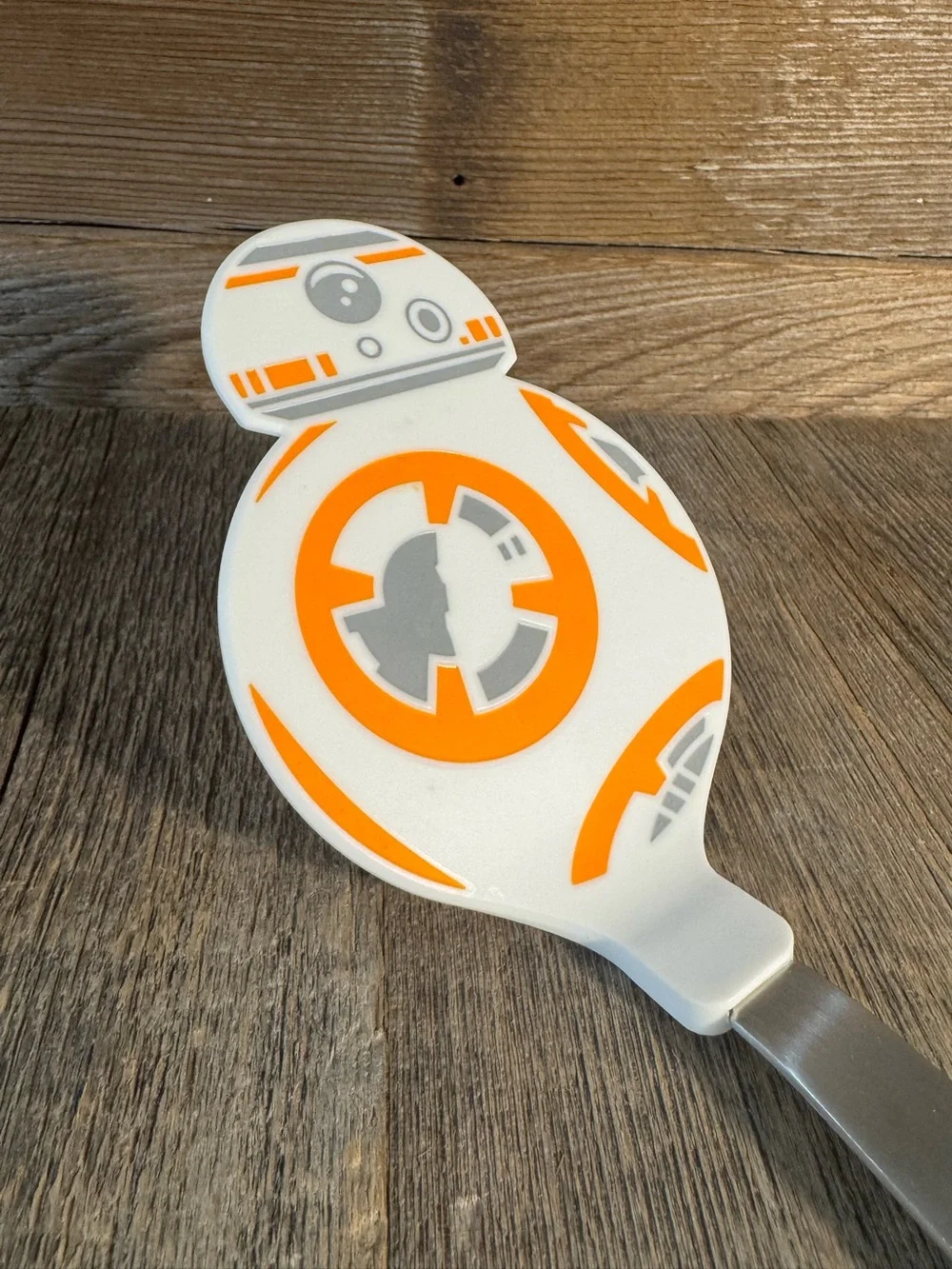 Williams-Sonoma BB-8 droid spatula
